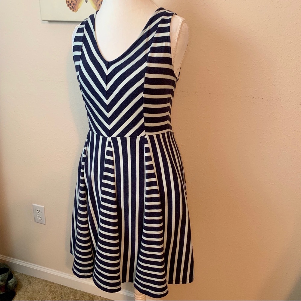 Sold Anthropologie | Saturday Sunday Dress Medium - Picture 4 of 8